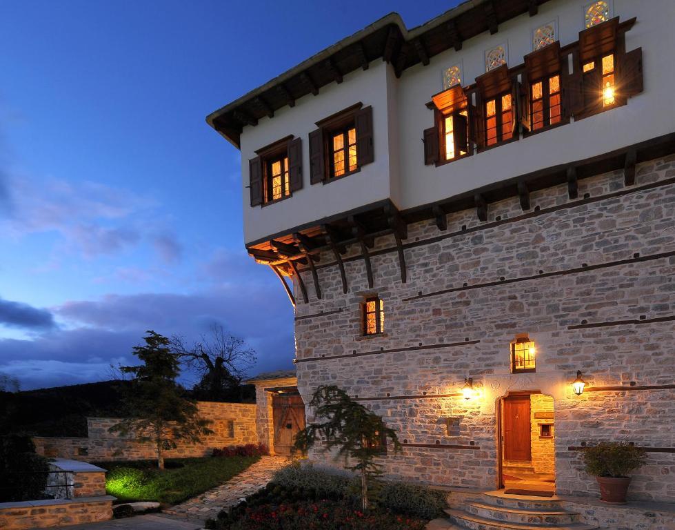 Sakali Mansion Hotel Pinakatai Exterior photo